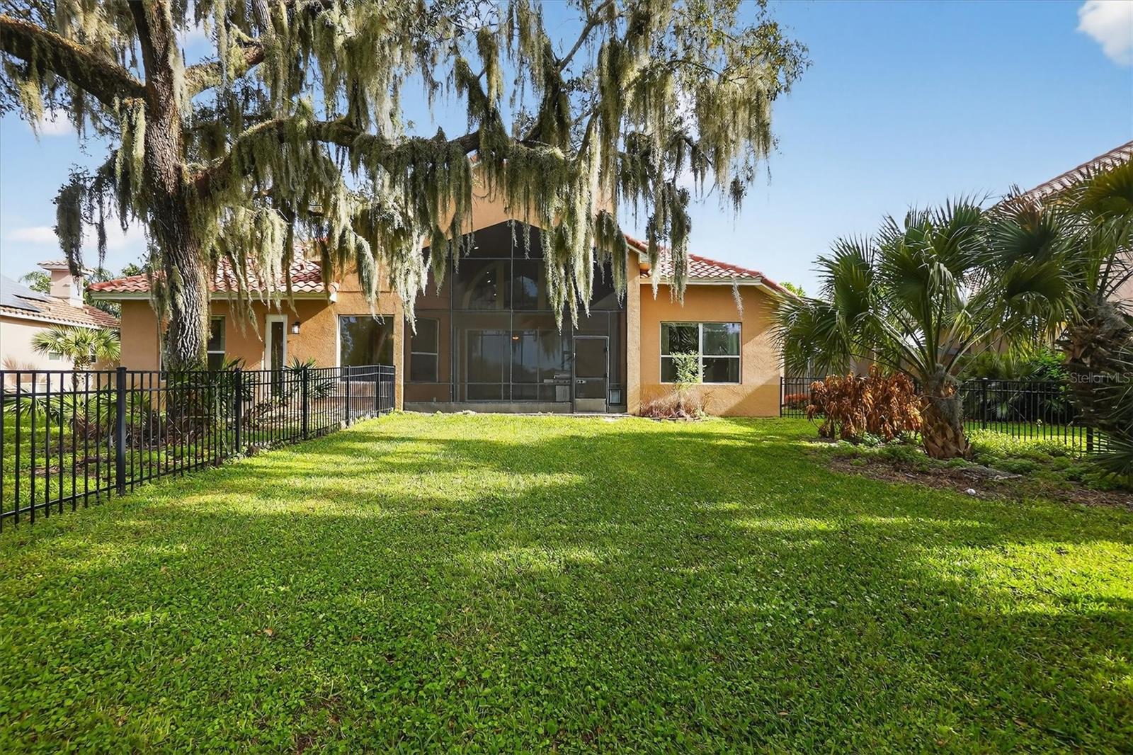 Image 42 of 46 For 13 New Oak Leaf Drive