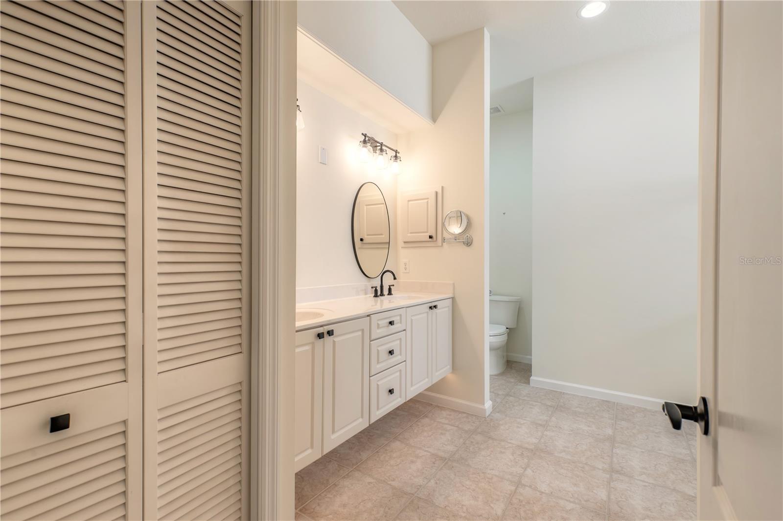 Image 20 of 39 For 3013 Glin Circle