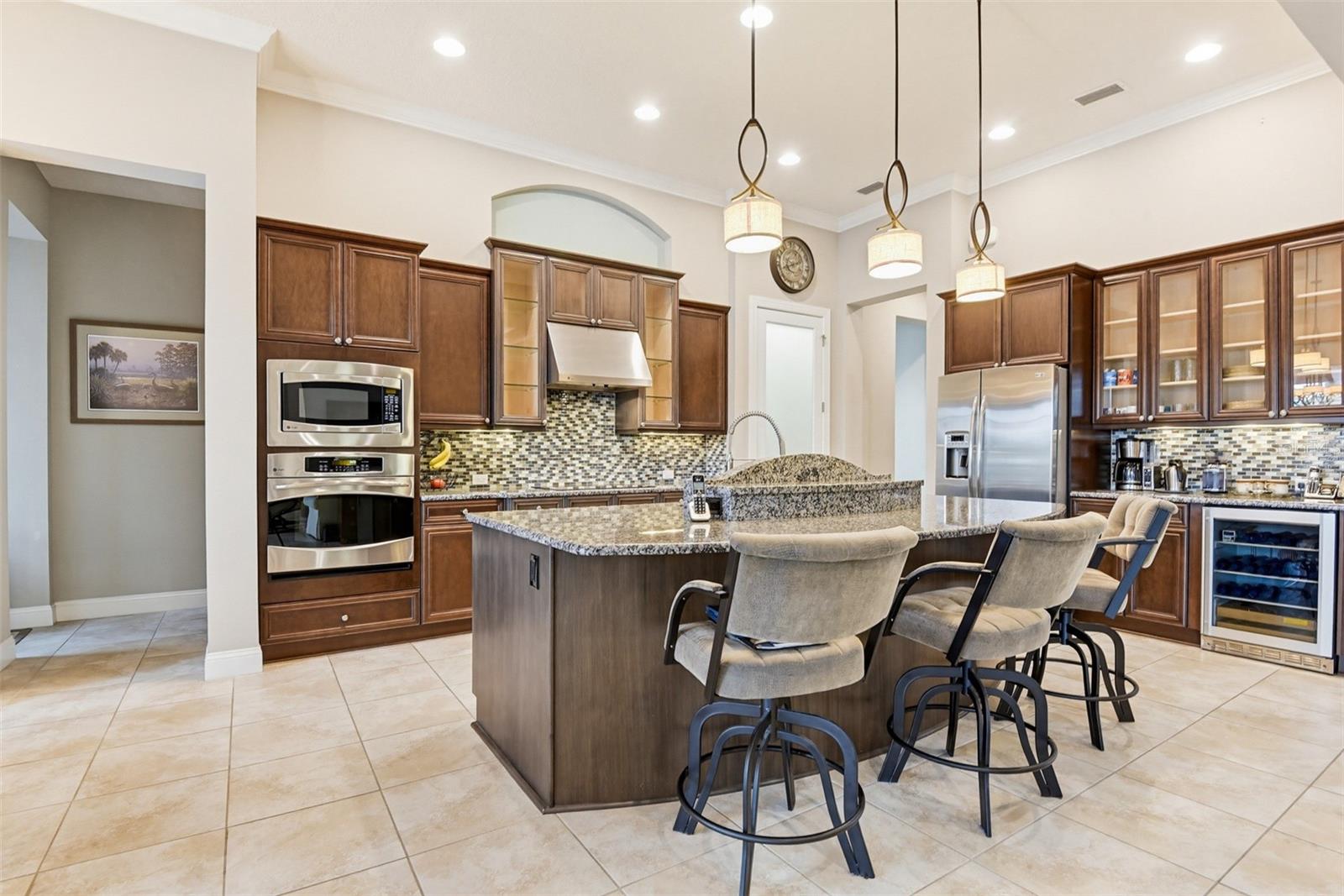 Image 13 of 70 For 204 Willow Oak Way