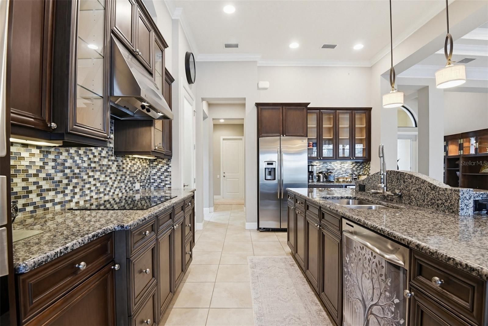 Image 14 of 70 For 204 Willow Oak Way