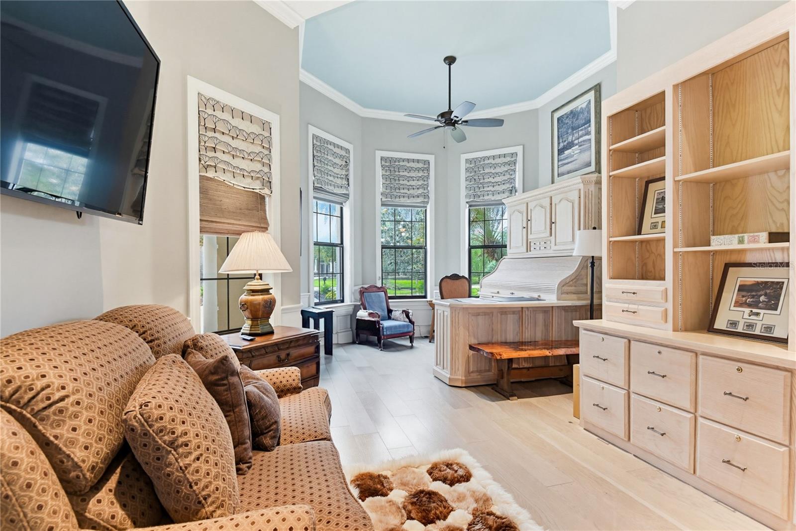 Image 18 of 70 For 204 Willow Oak Way