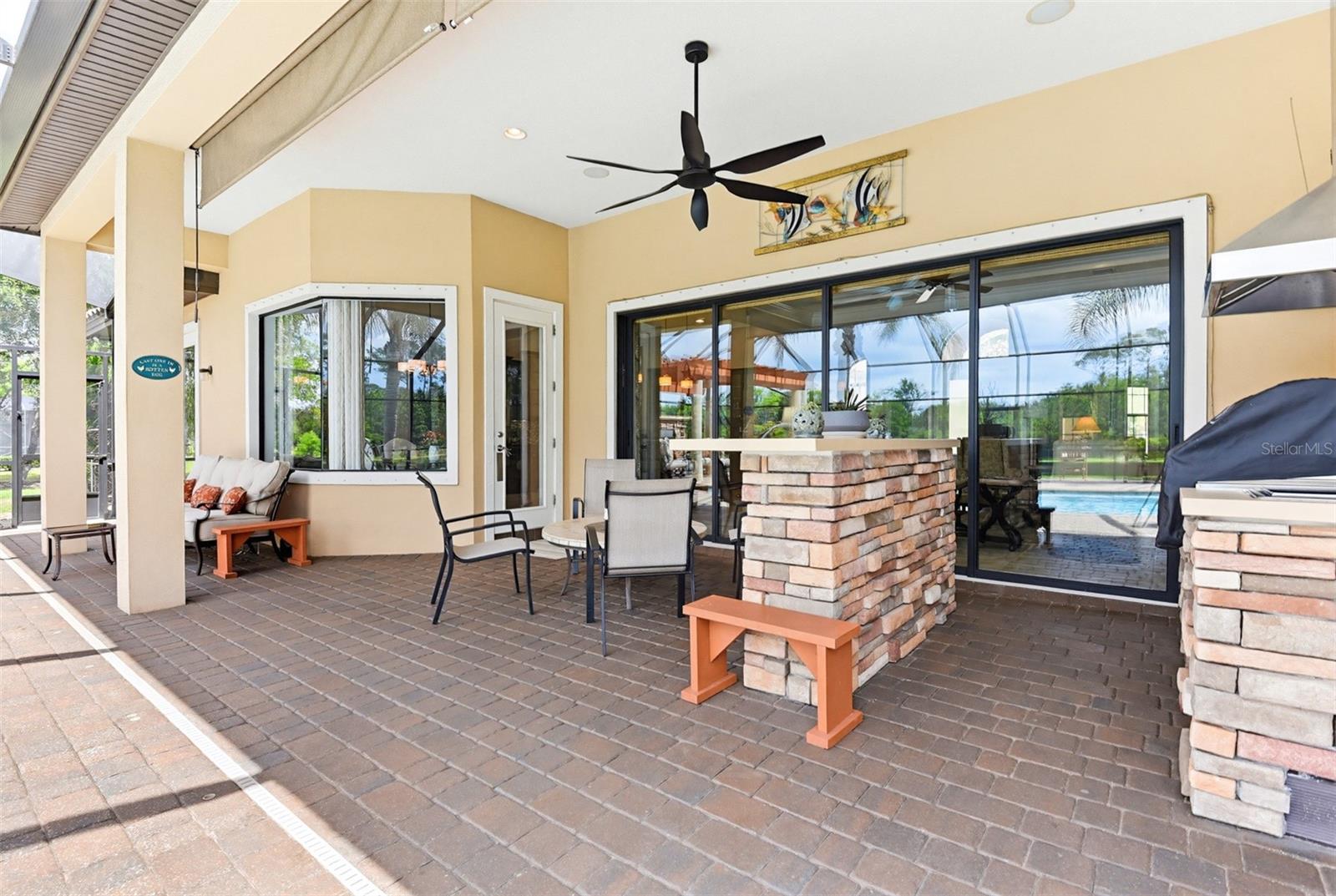 Image 35 of 70 For 204 Willow Oak Way