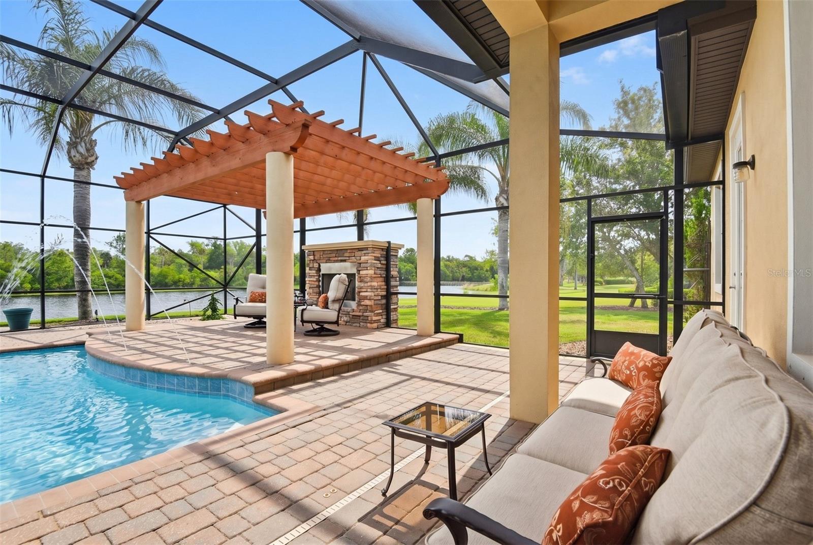 Image 39 of 70 For 204 Willow Oak Way