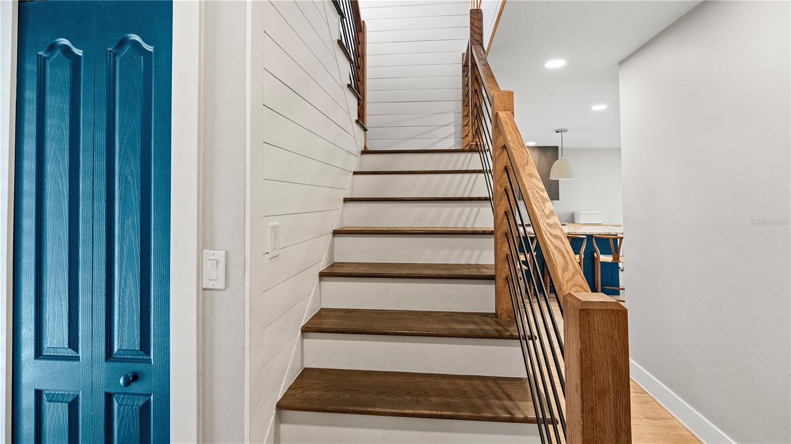 Image 10 of 92 For 3400 Ocean Shore Boulevard 4