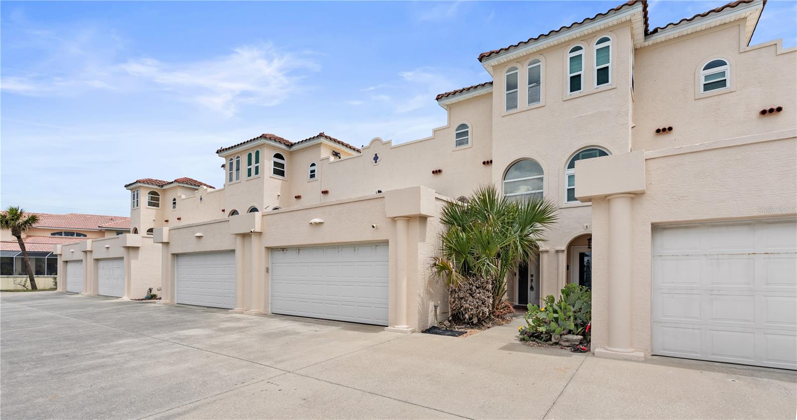 Image 3 of 92 For 3400 Ocean Shore Boulevard 4