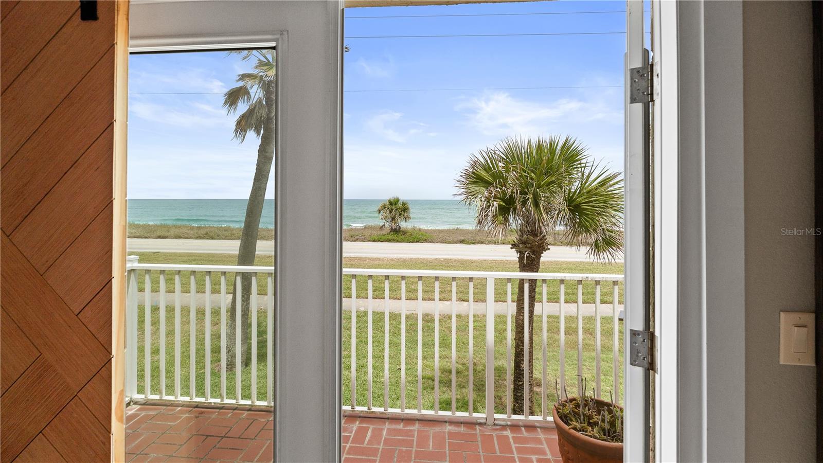 Image 46 of 92 For 3400 Ocean Shore Boulevard 4