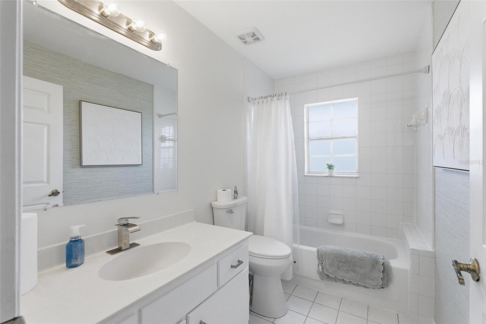 Image 20 of 36 For 4589 Alder Drive