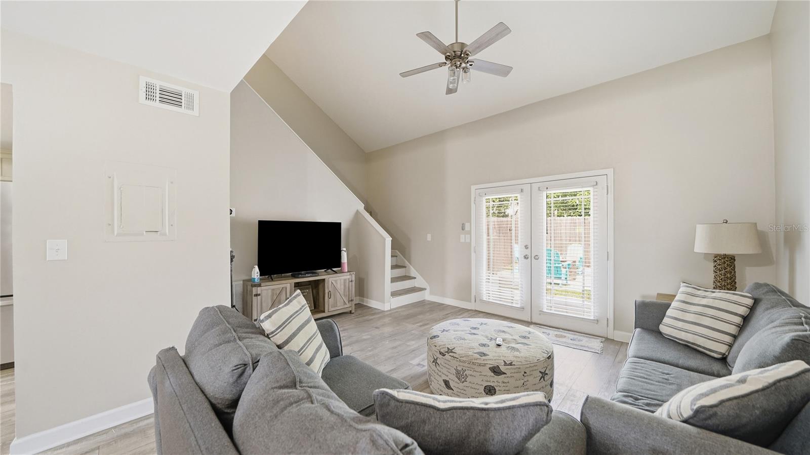 Image 17 of 52 For 3904 Windjammer Lane