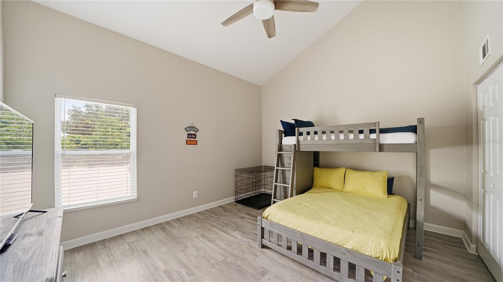 Image 19 of 52 For 3904 Windjammer Lane