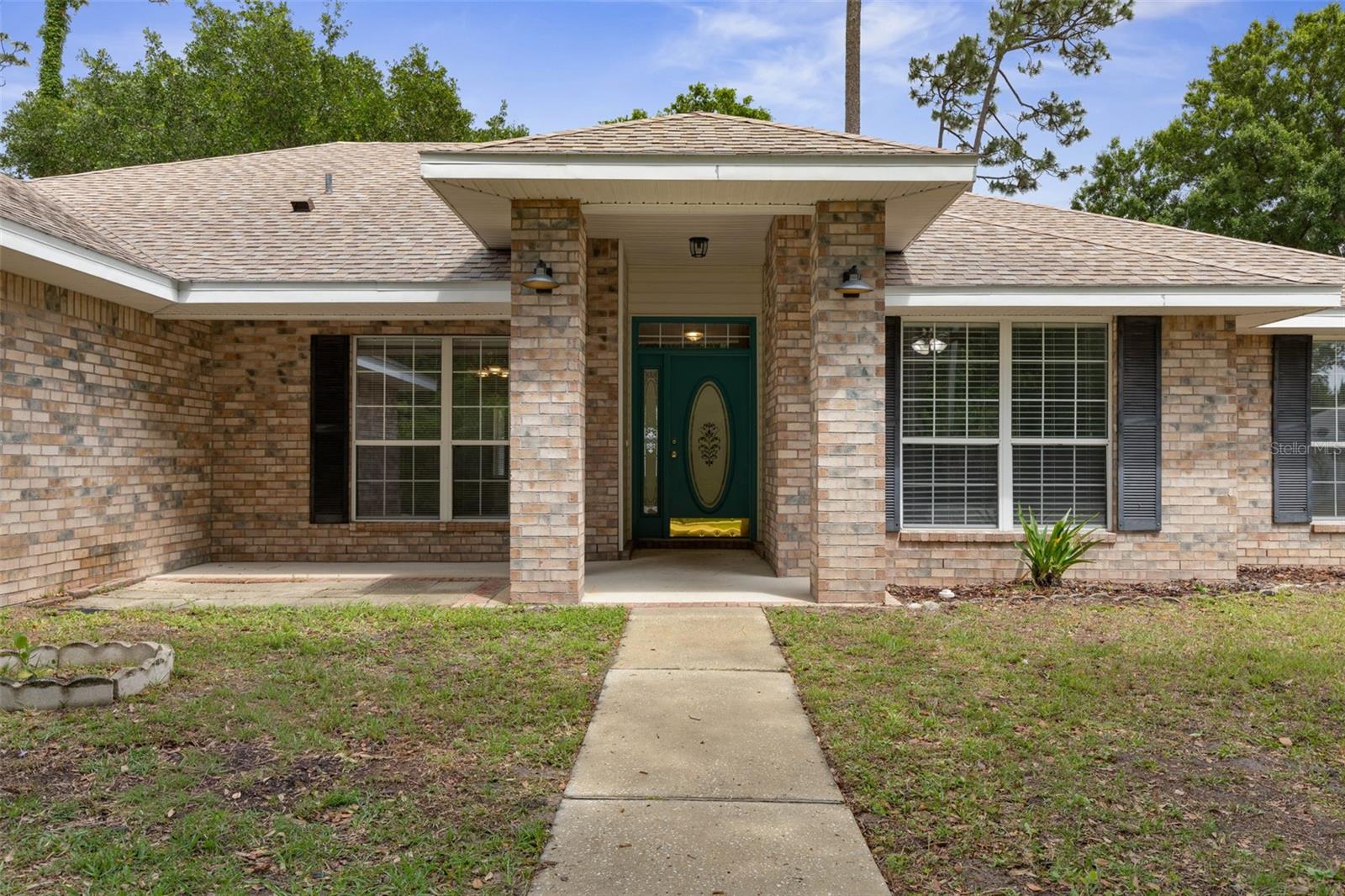 Image 3 of 60 For 84 Brunswick Lane