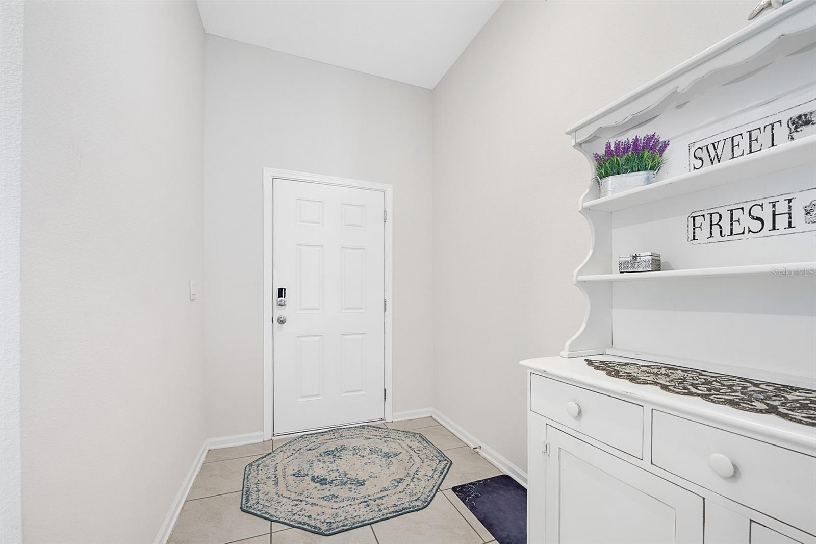 Image 4 of 50 For 10 Raleigh Drive