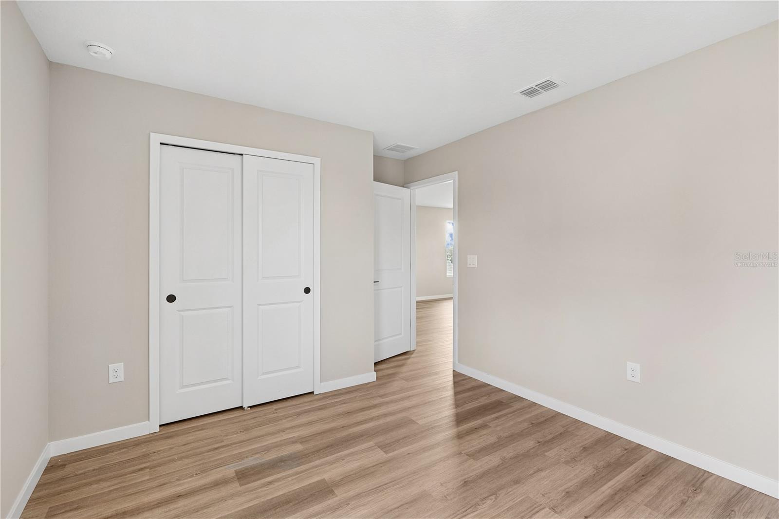 Image 13 of 30 For 90 Springwood Drive