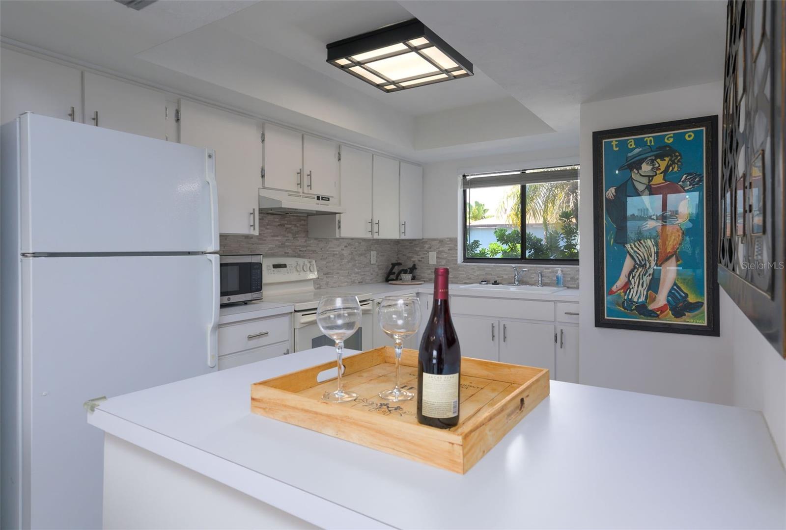 Image 13 of 33 For 3333 Ridgewood Avenue 9c