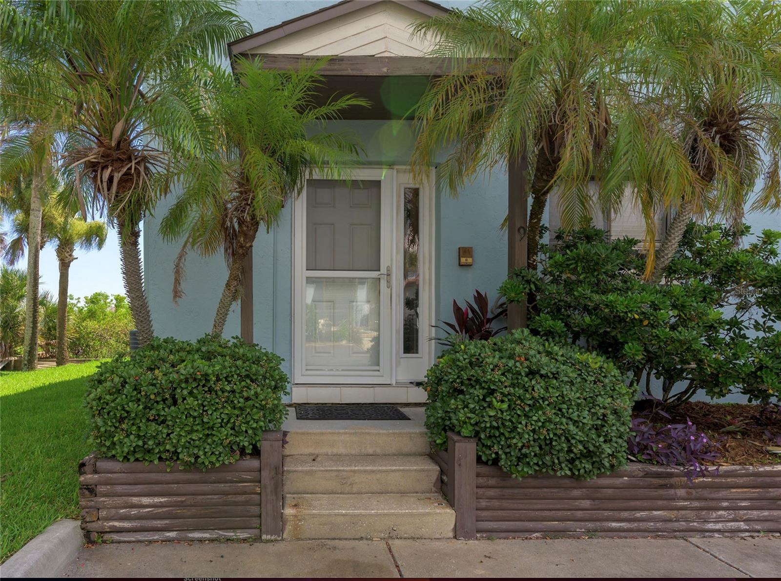 Image 2 of 33 For 3333 Ridgewood Avenue 9c