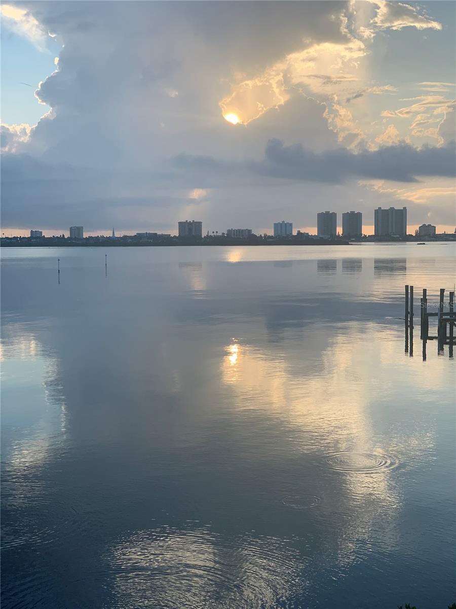 Image 22 of 33 For 3333 Ridgewood Avenue 9c