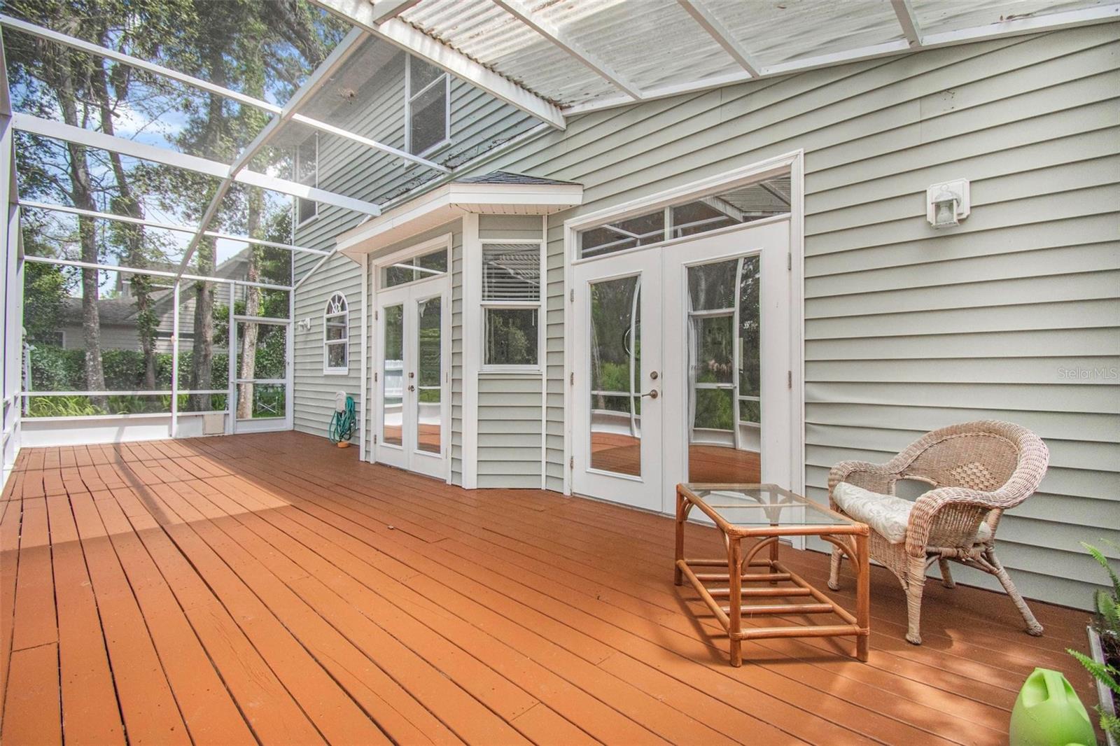 Image 12 of 47 For 9 Whitehall Court