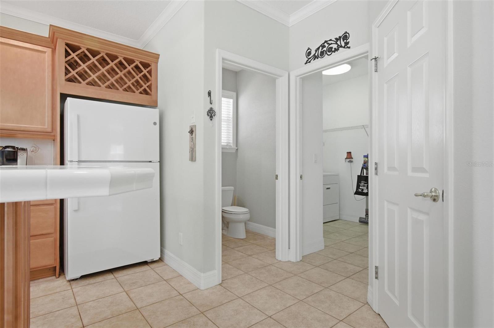 Image 17 of 47 For 9 Whitehall Court