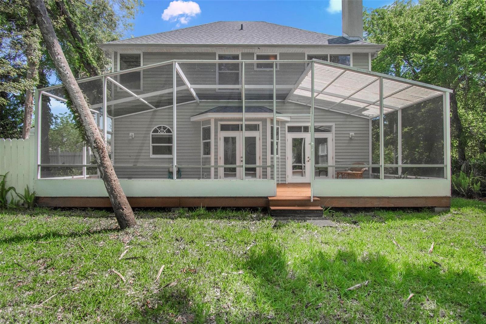 Image 37 of 47 For 9 Whitehall Court