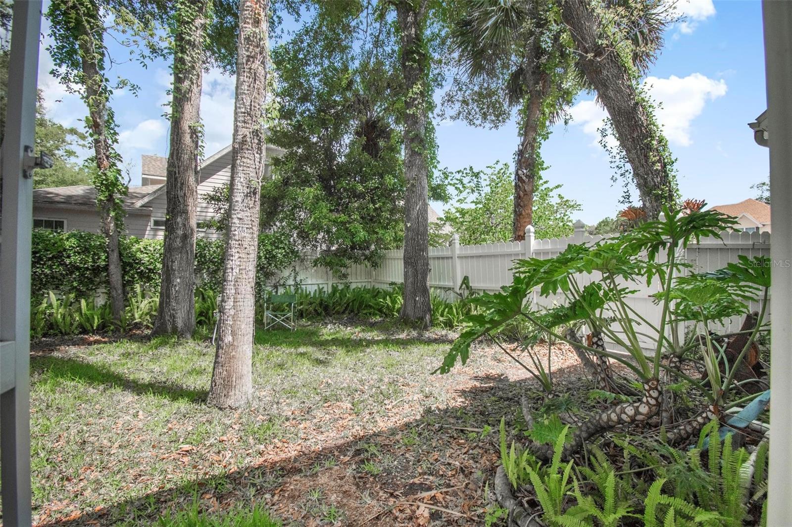 Image 40 of 47 For 9 Whitehall Court