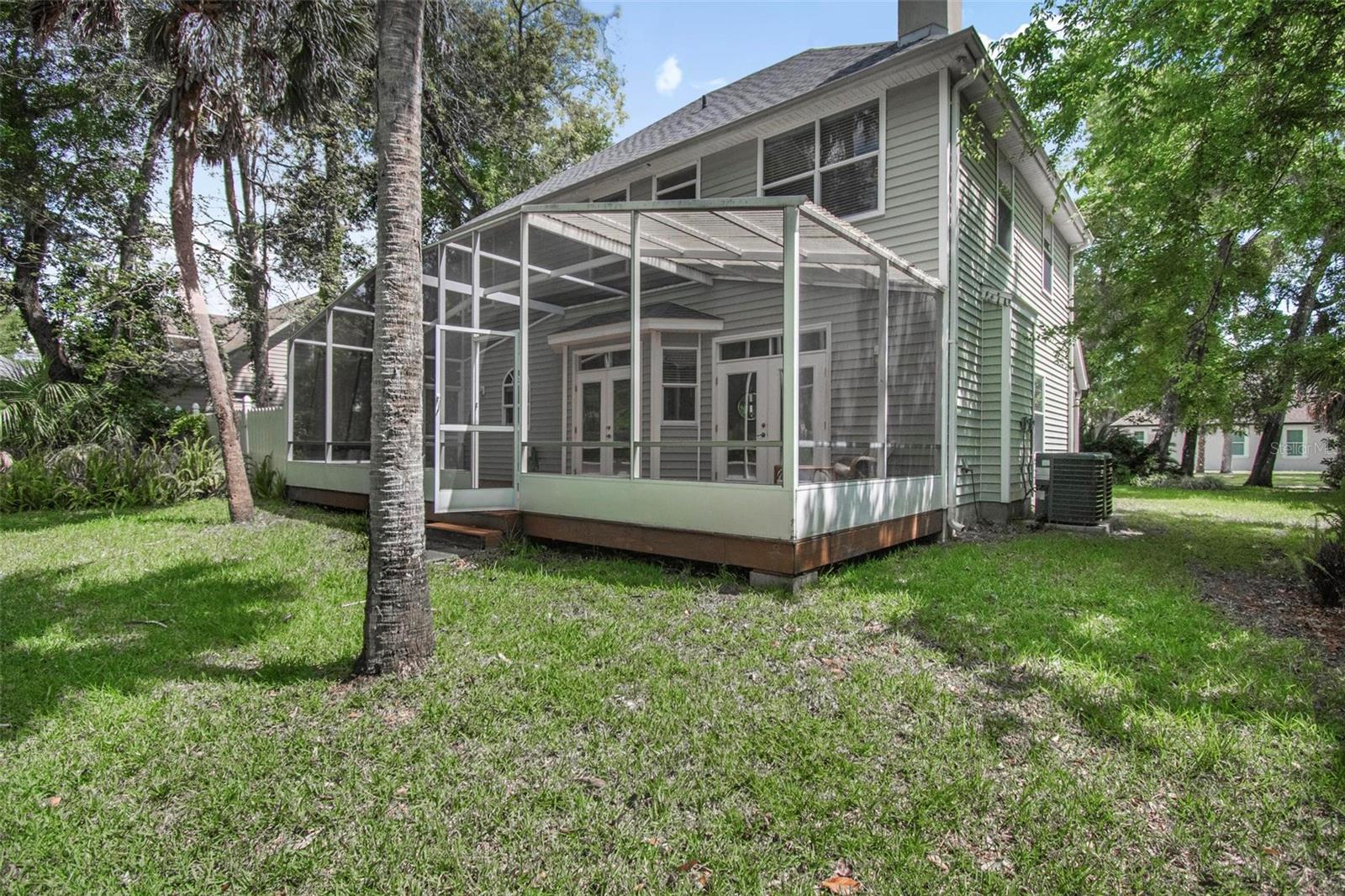 Image 41 of 47 For 9 Whitehall Court