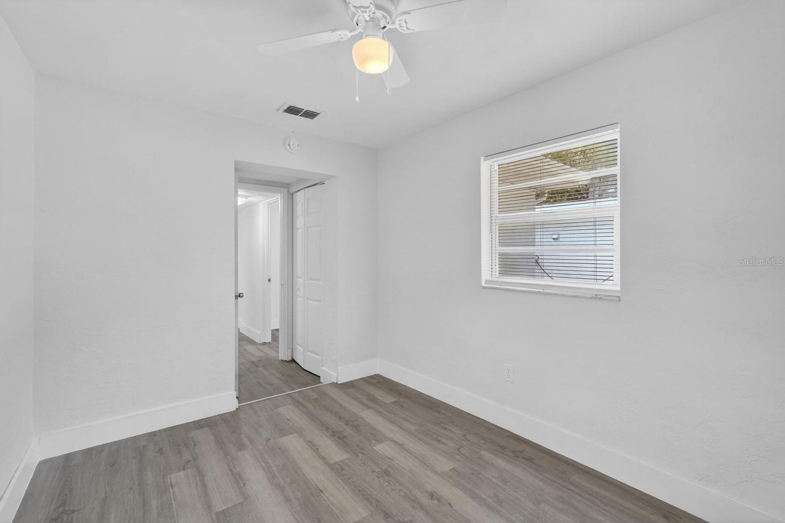 Image 13 of 29 For 2425 Anastasia Drive