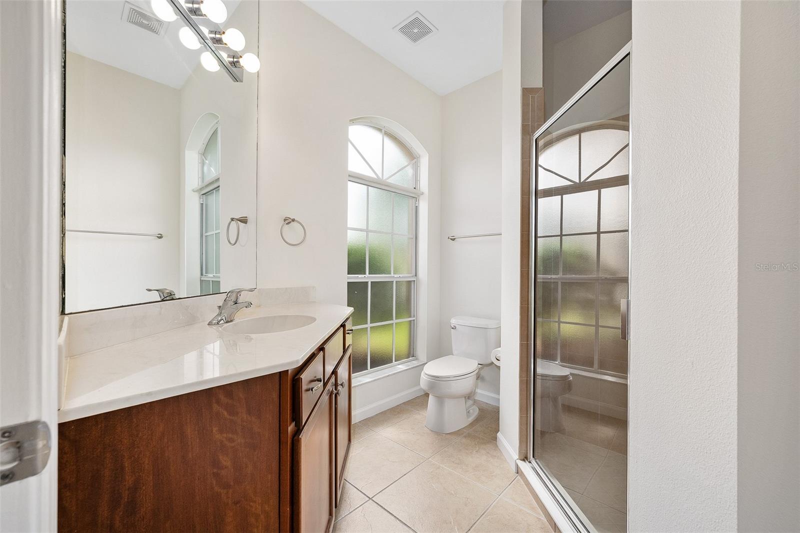 Image 12 of 48 For 188 Mendoza Circle