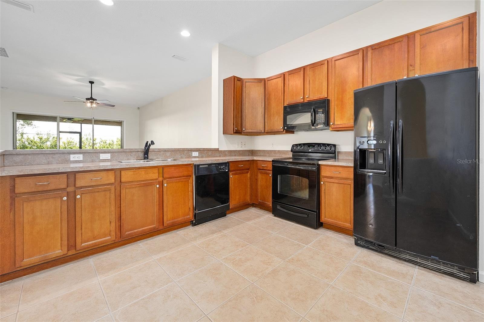 Image 15 of 48 For 188 Mendoza Circle