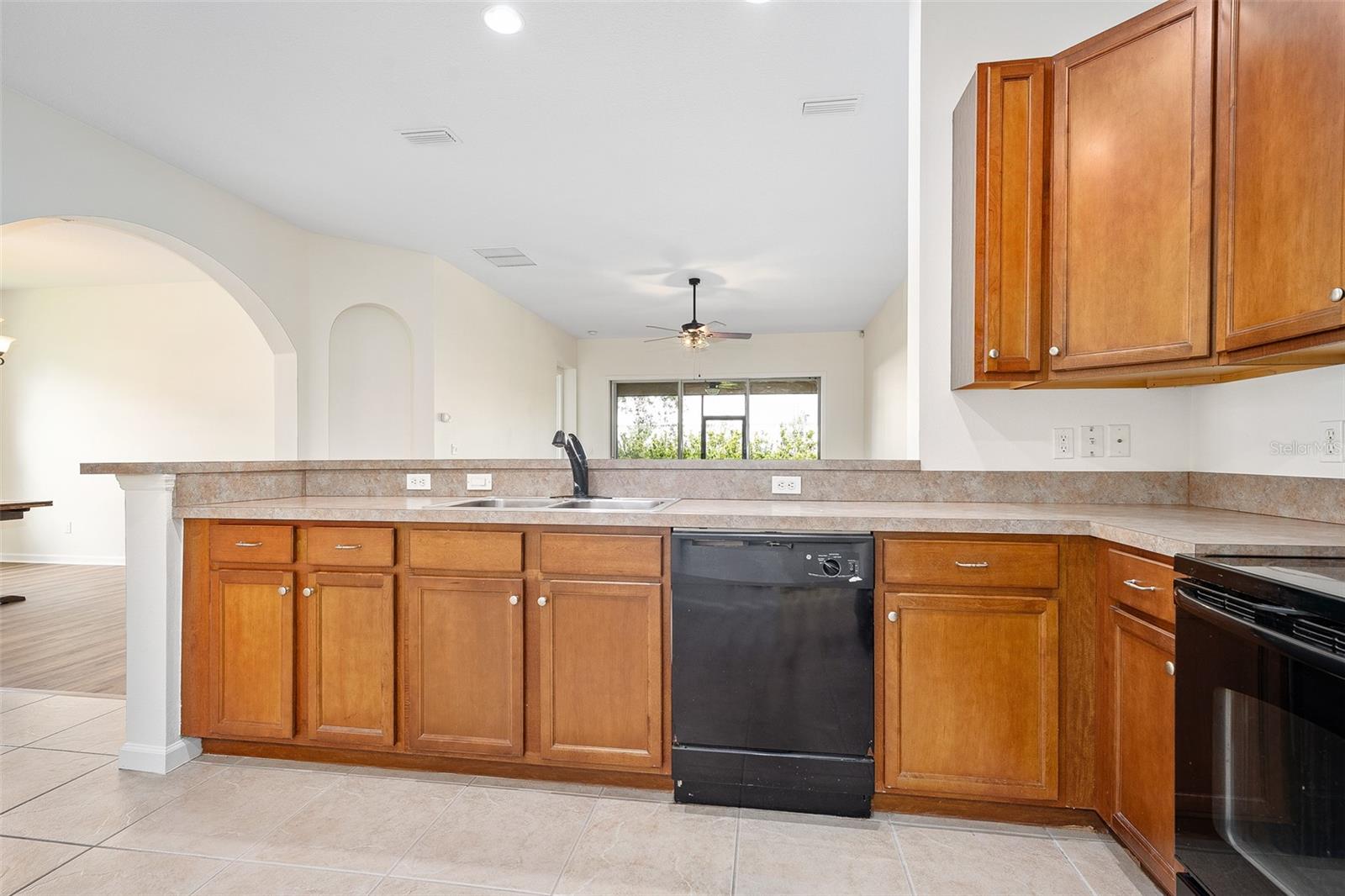Image 17 of 48 For 188 Mendoza Circle