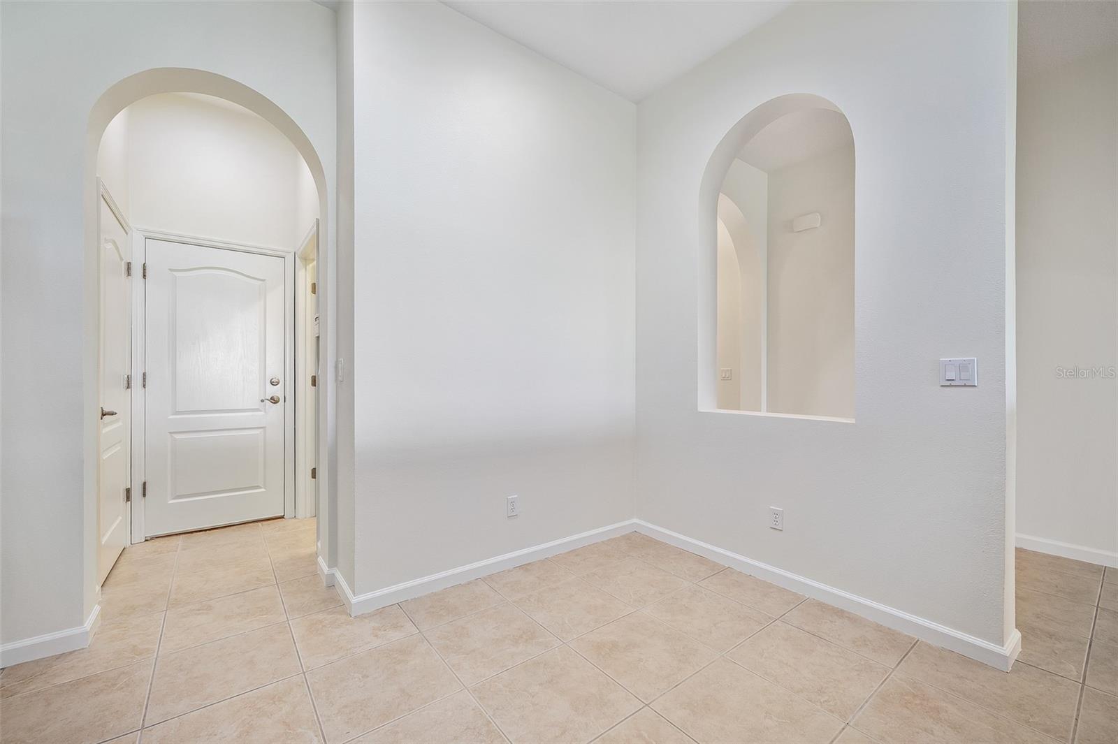 Image 8 of 48 For 188 Mendoza Circle