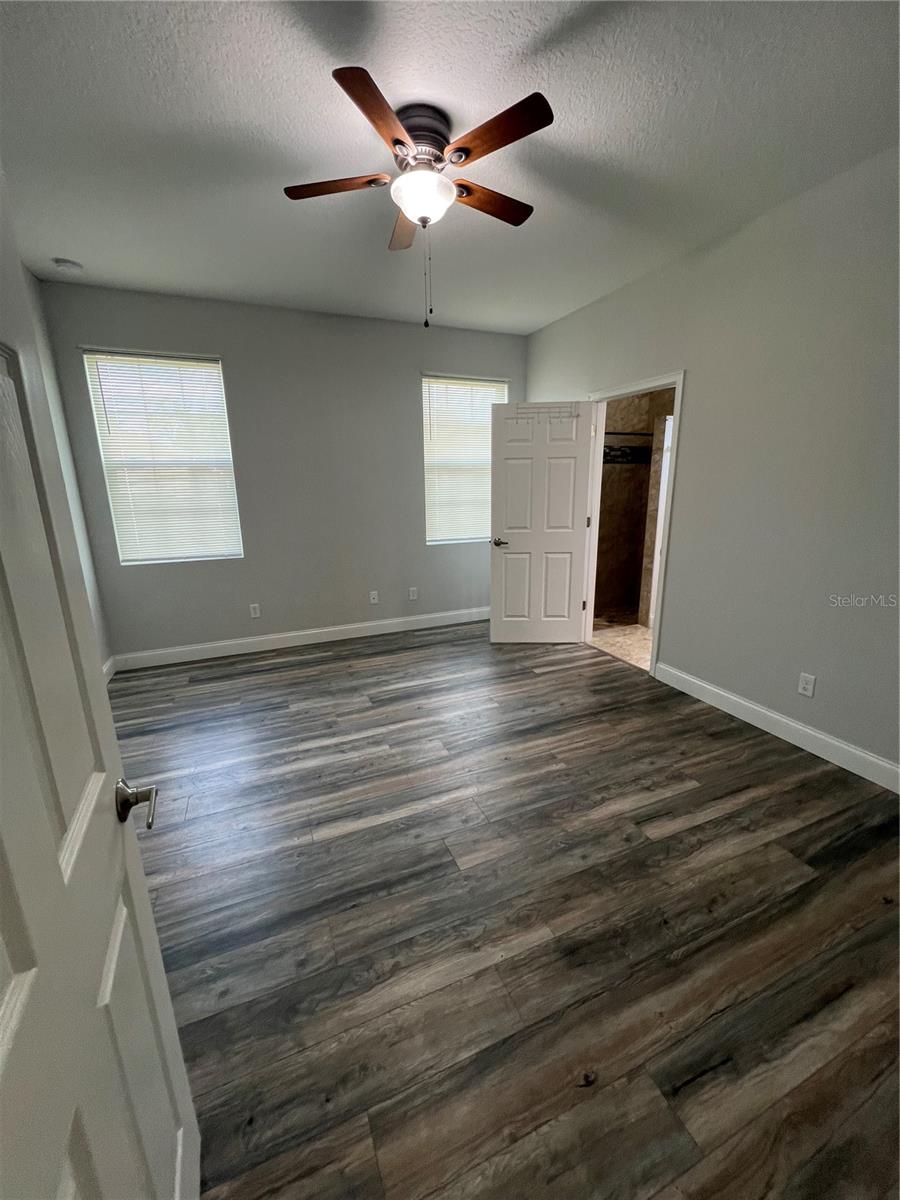 Image 15 of 18 For 34 Wood Amber Lane B