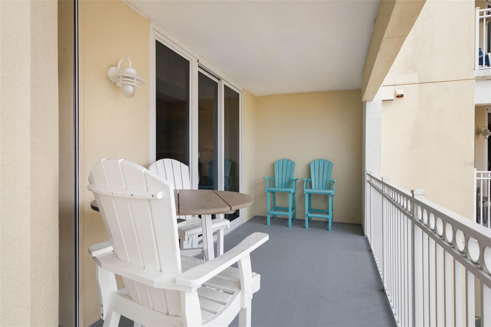 Image 12 of 80 For 200 Ocean Crest Drive 906