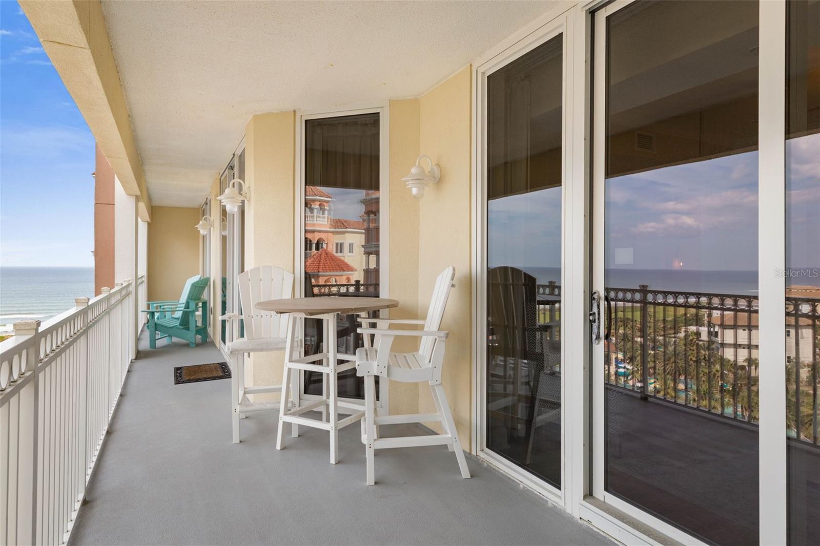 Image 13 of 80 For 200 Ocean Crest Drive 906