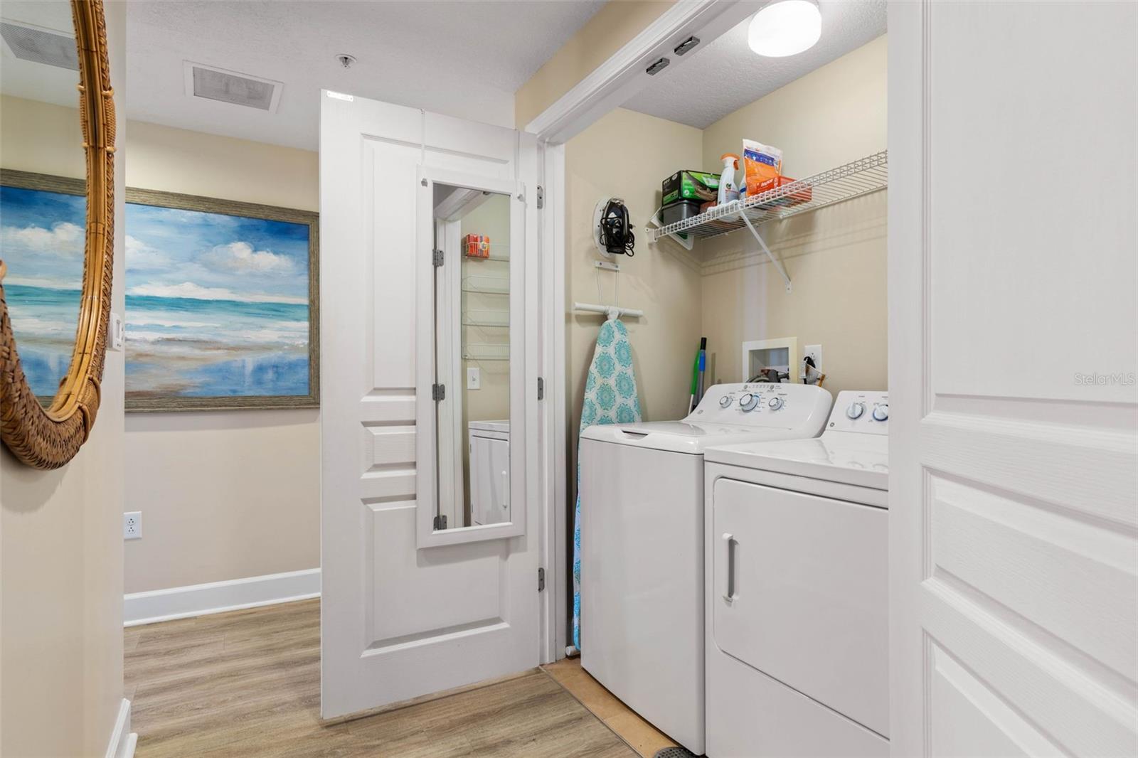 Image 31 of 80 For 200 Ocean Crest Drive 906