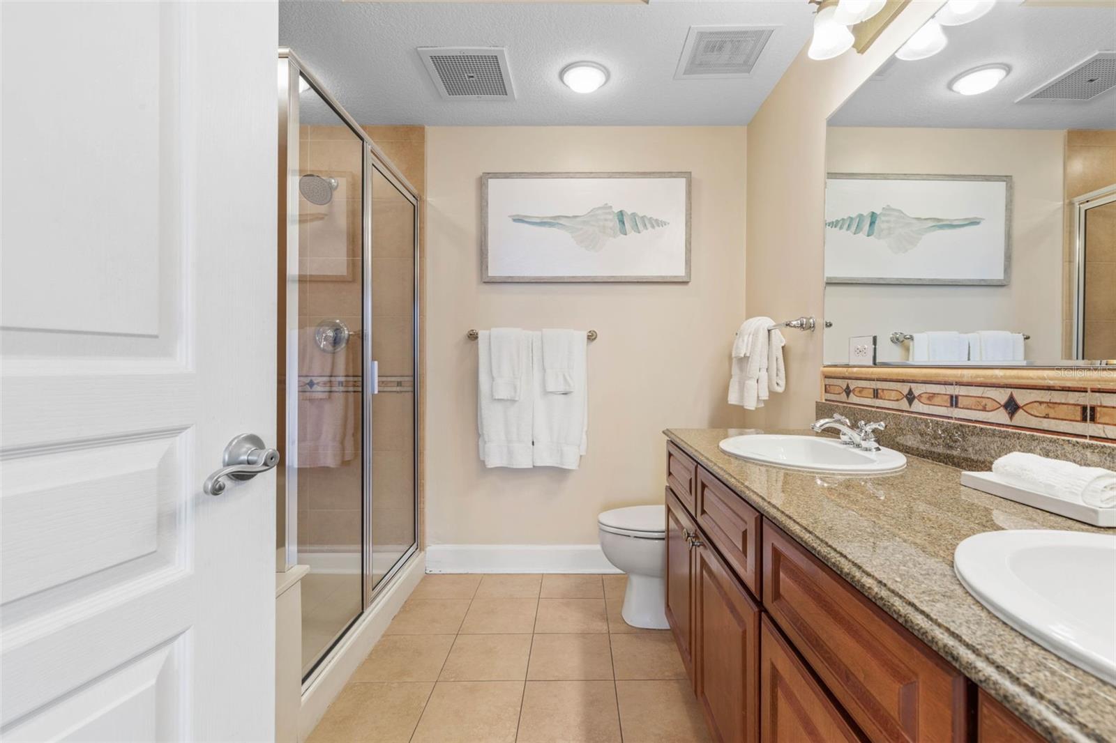 Image 39 of 80 For 200 Ocean Crest Drive 906