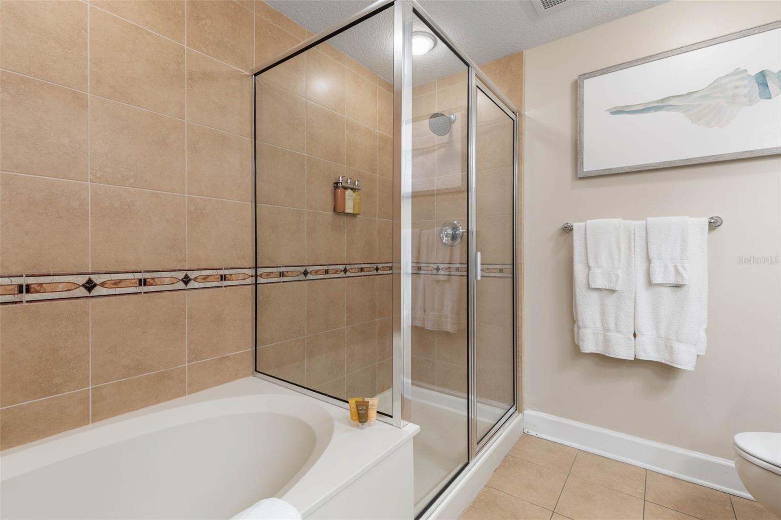 Image 41 of 80 For 200 Ocean Crest Drive 906