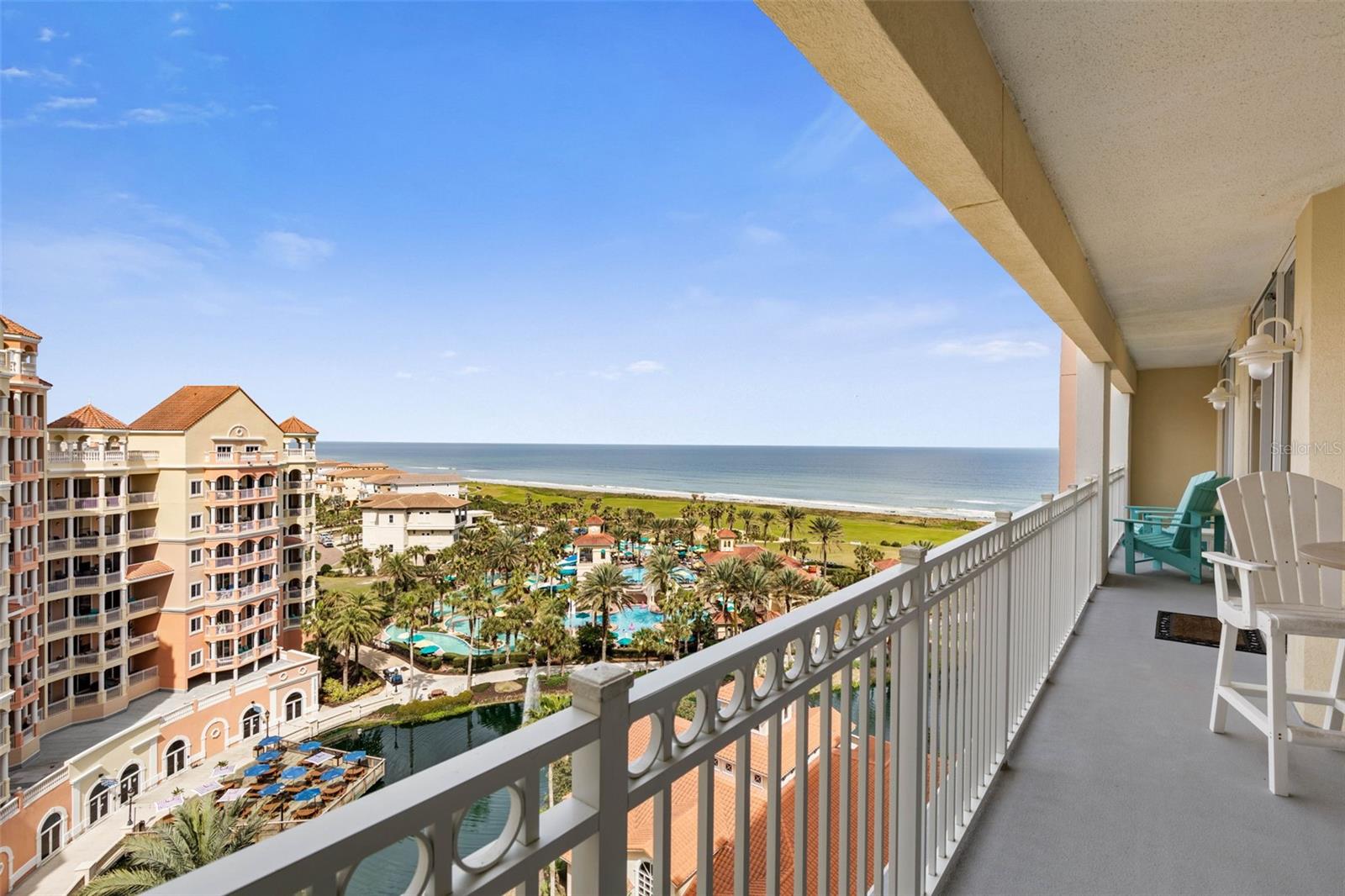Image 9 of 80 For 200 Ocean Crest Drive 906