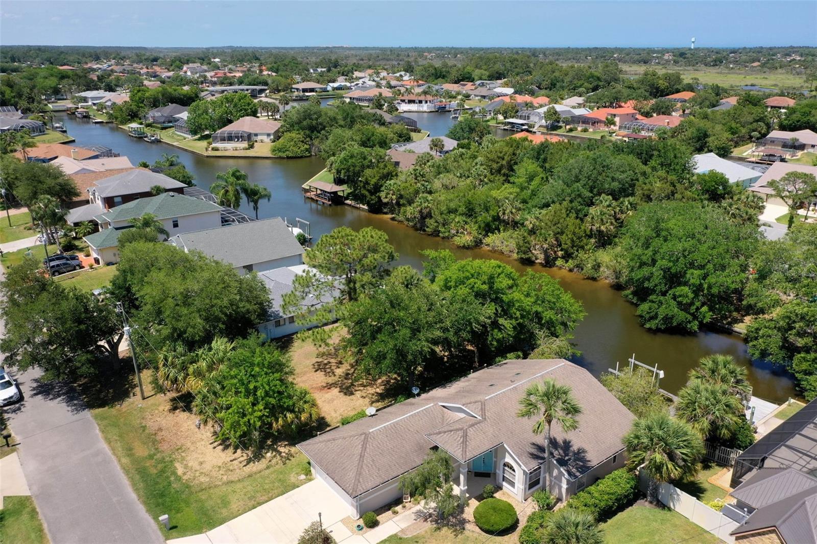 Image 18 of 27 For 6 Corona Court