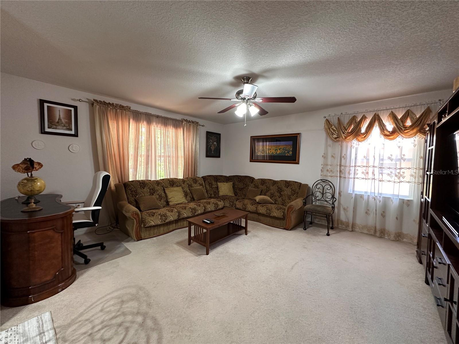 Image 2 of 31 For 4600 Moody Boulevard 8m