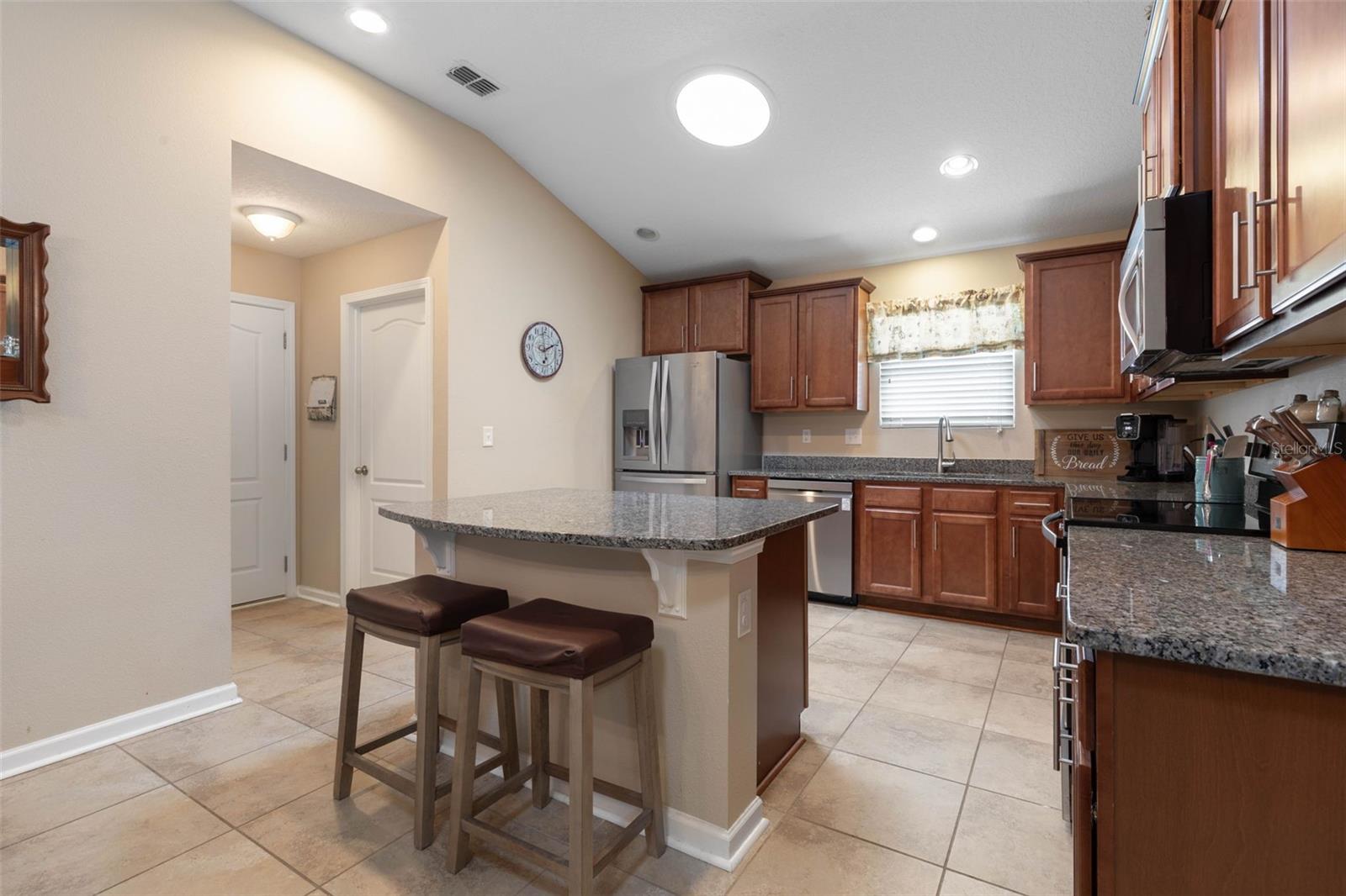 Image 10 of 69 For 47 Auberry Drive