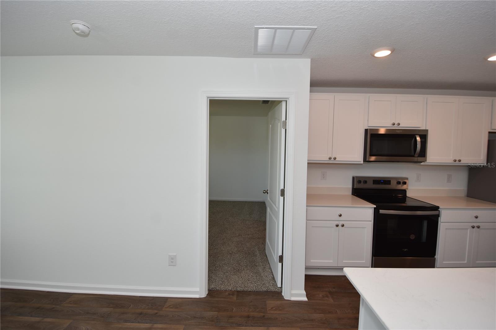 Image 14 of 29 For 9 Springwood Drive