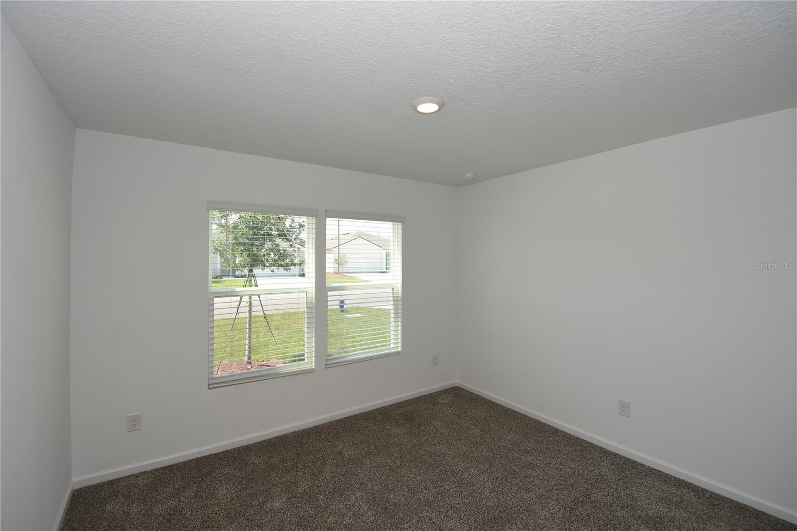 Image 22 of 29 For 9 Springwood Drive