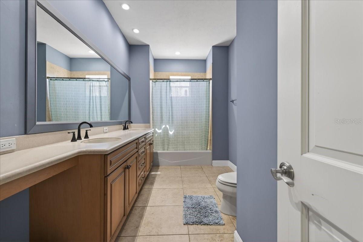 Image 60 of 74 For 120 Avenue De La Mer  1502