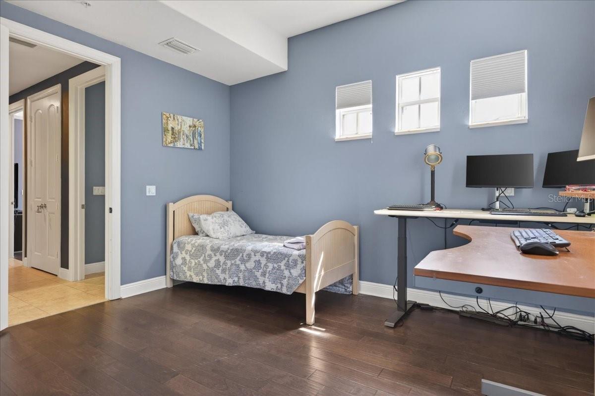 Image 65 of 74 For 120 Avenue De La Mer  1502