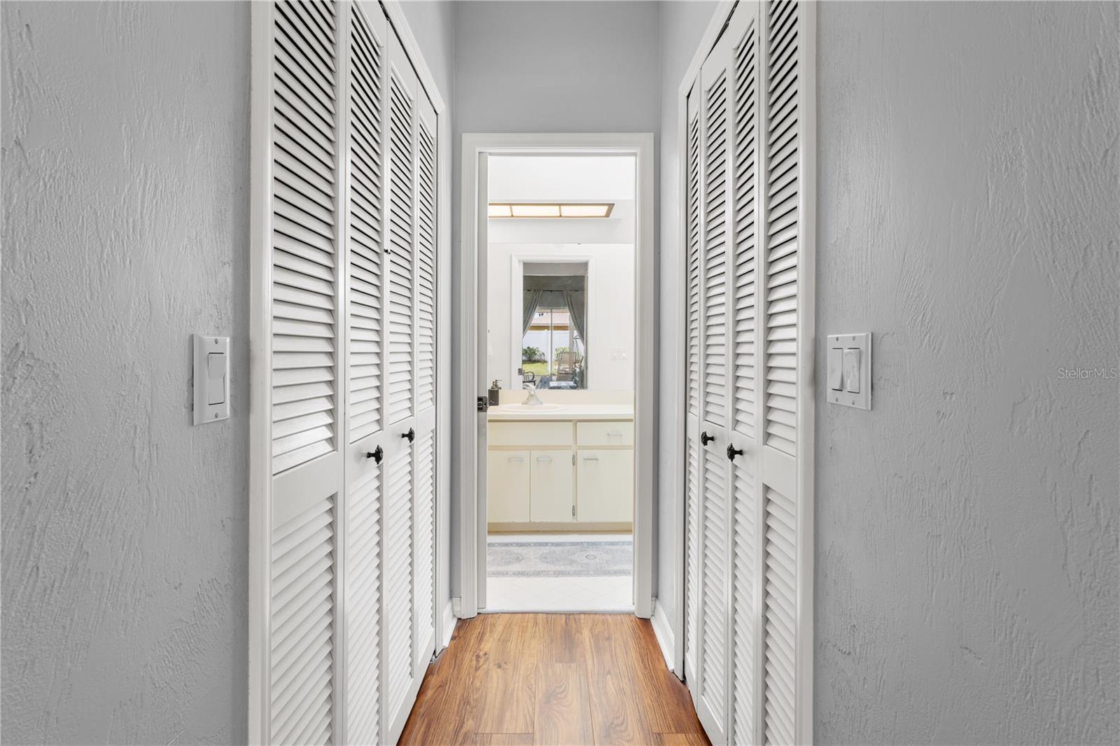 Image 12 of 29 For 28 Westbriar Lane