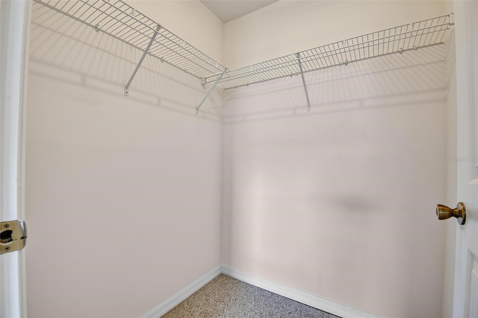 Image 23 of 38 For 83 Lynbrook Drive A