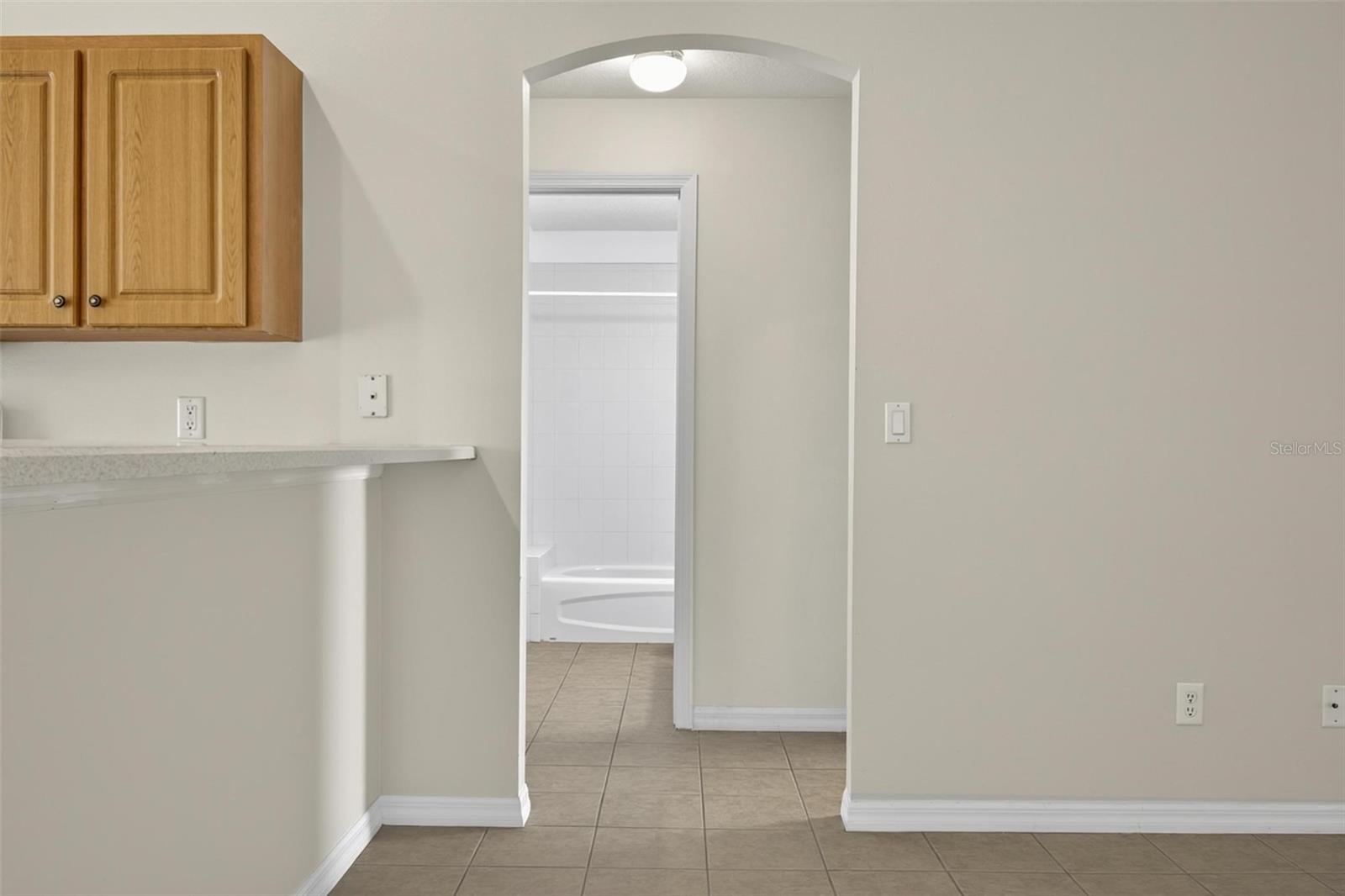 Image 24 of 38 For 83 Lynbrook Drive A