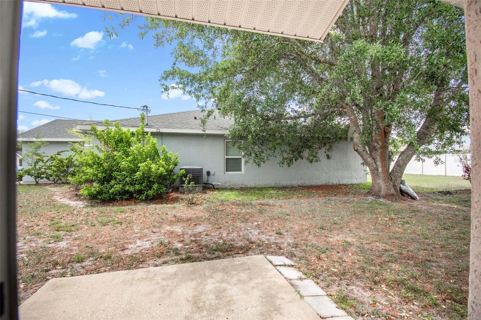 Image 35 of 38 For 83 Lynbrook Drive A