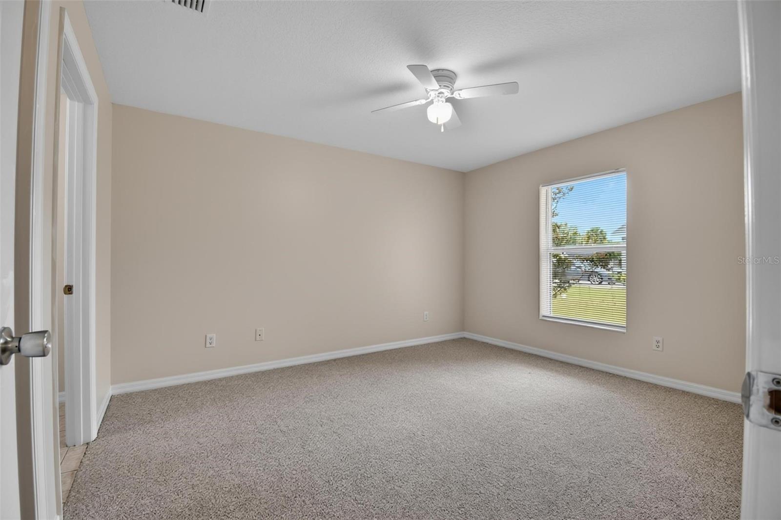 Image 4 of 38 For 83 Lynbrook Drive A