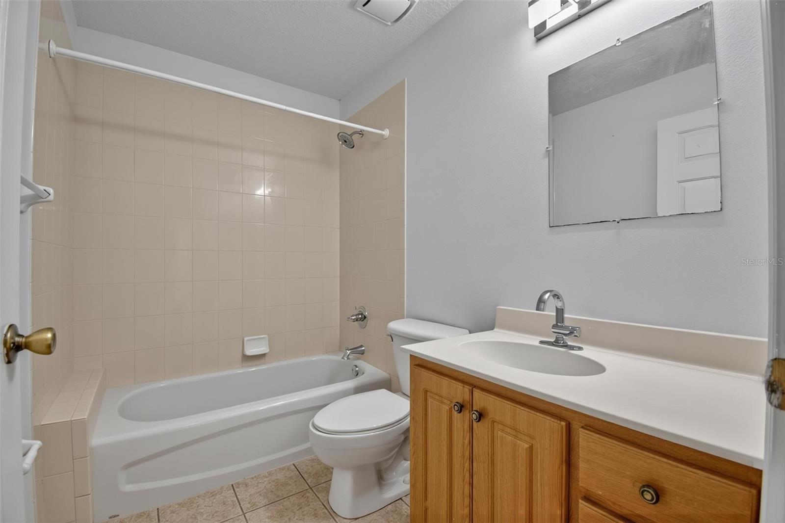 Image 5 of 38 For 83 Lynbrook Drive A