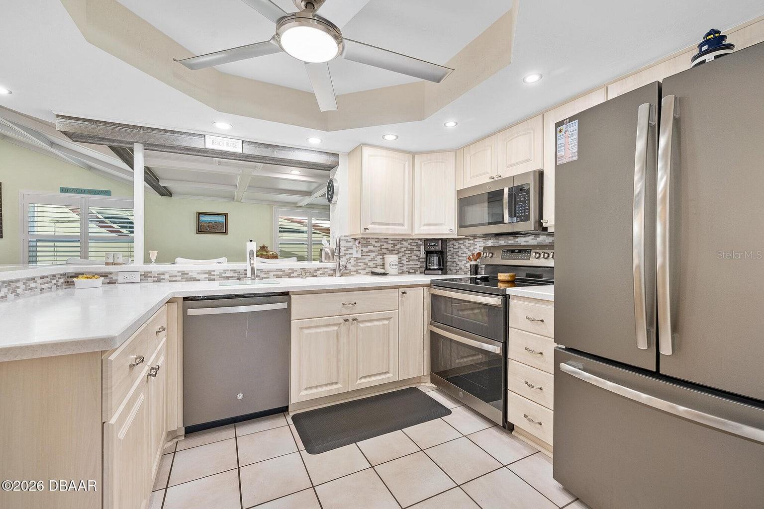 Image 4 of 64 For 4708 Dixie Drive